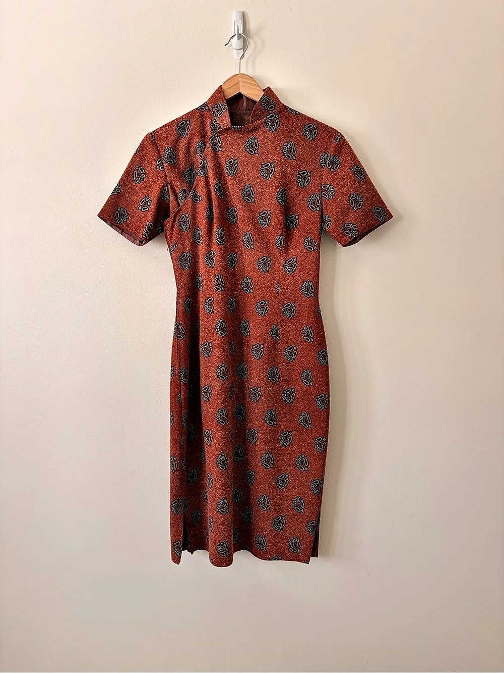Vintage Chinese Qipao Wool Paisley Midi Dress in Rust Brown